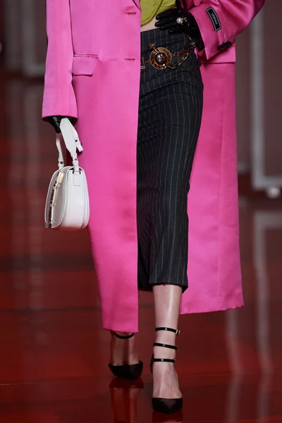 Look 9